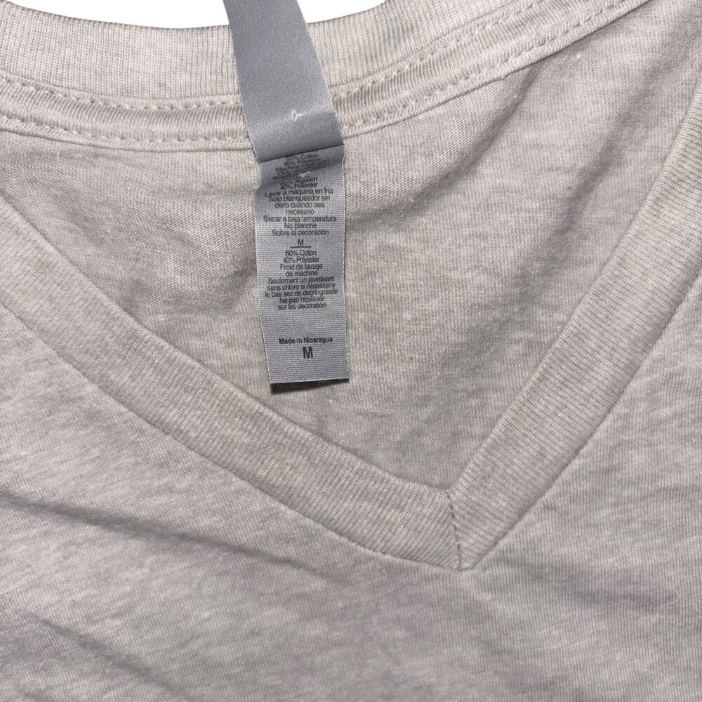 Medium Gray V-Neck Tee I Feel Like 2007 Britney - Picture 2 of 3